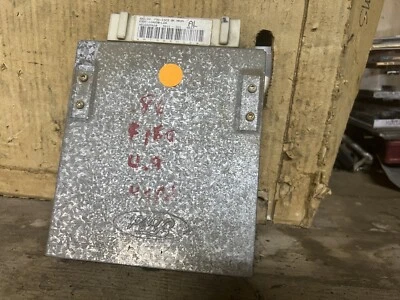 FORD F-150 4.9 4 VELOCIDADES MOTOR ECM/ECU CEREBRO DE COMPUTADORA Parte # E5DF L2A OE 1985-1986 Foto 1 de 4