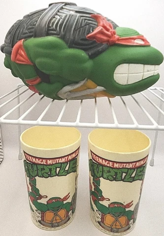 Playmates Teenage Mutant Ninja Turtle Football W/2 Plastic Peter Pan Mirage Cups Cover