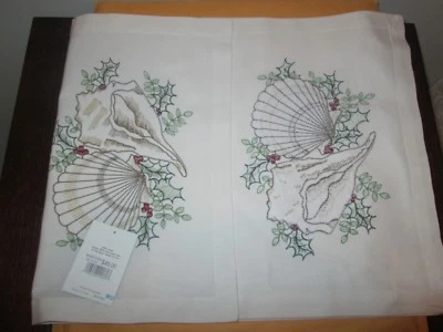 C and F Seashell & Holy Christmas Table Runner New 14" X 51' - Image 1 of 2