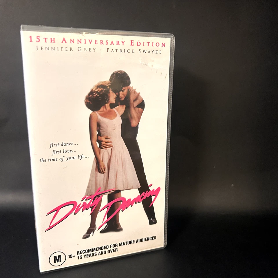 Dirty Dancing VHS 1987 Stars Patrick Swayze & Jennifer Grey Sml Case VGC No SSS - Image 1 of 4