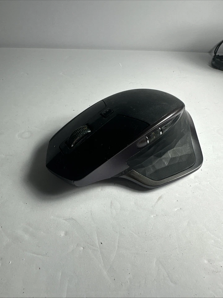 Logitech MX Master Wireless Mouse – High-precision Sensor, Speed-adaptive (4) - Image 1 of 2