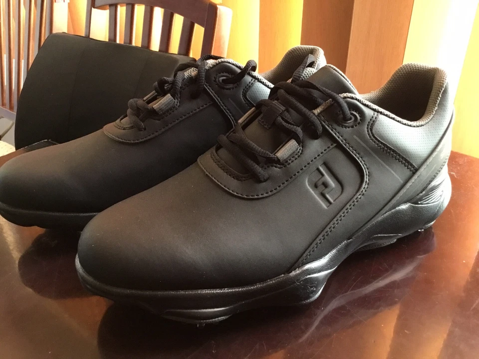 FootJoy FJ Sport LT Men's 8M Black Leather Athletic Spike Golf Shoe 58085
