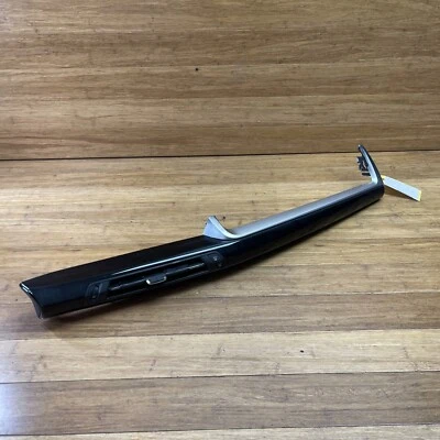 2023-2024 BMW X1 U11 Center Dashboard Air Vent Trim OEM *NOTE* - Image 1 of 4