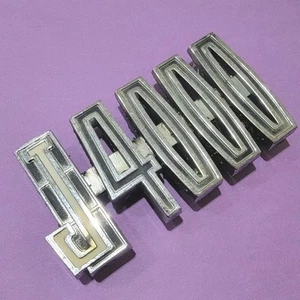 Bin11 Used 1964 65 66 67 68 69 70 71 72 JEEP PICK-UP FENDER EMBLEM J4000 #981544 - Bild 1 von 3