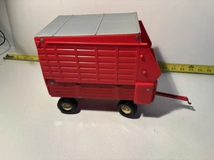 Vtg Ertl Chopper Box forage Wagon 1:16 Red/gray roof INTERNATIONAL HESSTON  GEHL - Picture 1 of 11