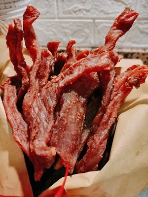 Coppiette di Suino di Produzione Propria 100%umbro 200gr CARNE SECCA JERKY - Immagine 1 di 4