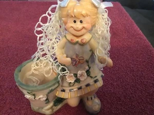 Small Resin Smilling Girl Figurine Flower Pot  - Picture 1 of 5