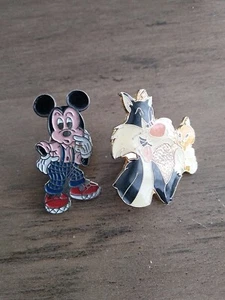 Walt Disney Vintage Pin Anstecker Mickey Mouse & Sylvester selten Sammlerstück selten - Bild 1 von 4