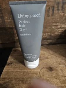 Living Proof Perfect Hair Day Shampoo 60 ml 2 fl oz  Travel Size NEW - Picture 1 of 3