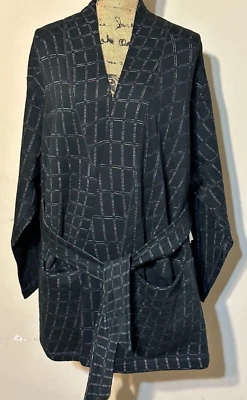 NWT Nike YogaTherma-FIT Luxe Robe Women's Black Jacquard Plaid Quilted F18 - Image 1 of 4