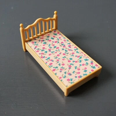 Epoch Calico Critters techo rojo casa de campo husillo diseño arco repuesto Foto 1 de 4