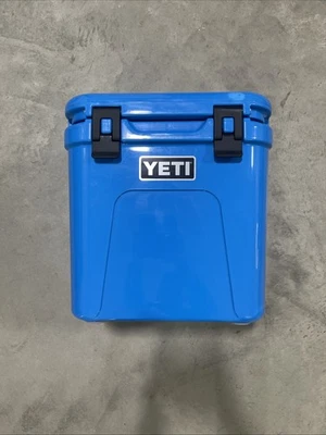 Yeti Roadie 24 Cooler Big Wave Azul Leer Desc Foto 1 de 4