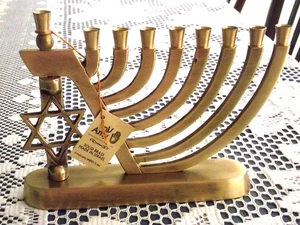 Neu Vintage Amy Kunstwerk massiv Messing Menora hergestellt in Israel mit Etikett rotierender Stern B - Bild 1 von 14
