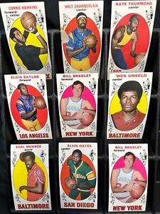 (63) 1969-70 Topps Basketball Cards - Wilt Chamberlain, Wes Unseld, Earl Monroe