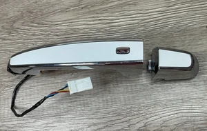 2017 - 2023 GMC ACADIA FRONT LEFT DRIVER SIDE EXTERIOR DOOR HANDLE OEM White - Bild 1 von 7