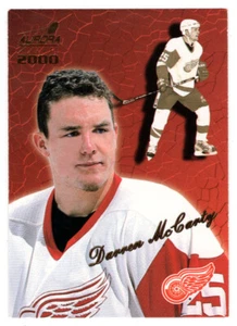 Darren McCarty - Detroit Red Wings (Hockey Card) 1999-00 Pacific Aurora # 52 MT - Picture 1 of 1
