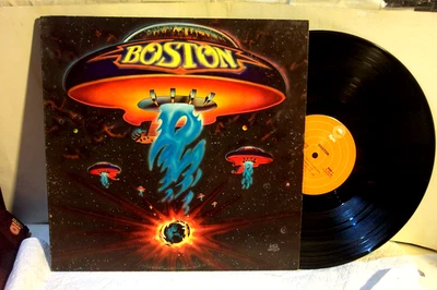 BOSTON LP "Self Titled" ORIGINAL 1976 EPIC RECORDS w Sleeve EX/NM- - Image 1 of 2