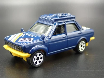 Datsun 510 Rally Blu 1:64 Scala Modello Diecast Collezionabile Diorama - Immagine 1 di 4
