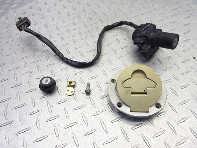 2002 99-02 Ducati 750SS замок комплект зажигания переключатель газ крышка без ключа - Изображение 1 из 4