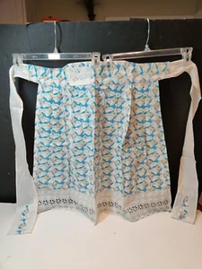 Vintage KITCHEN Half APRON -Crisp BLUE MATERIAL With BOW Pattern LACE 1950 CLEAN - Picture 1 of 10