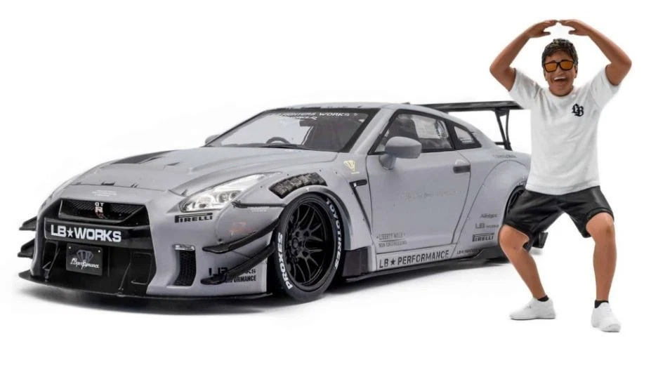 NISSAN GT-R (R35) LIBERTY WALK COUPE W/A.D.FIGURE 2018 GREY 1:18 S1805821 SOLIDO - Immagine 1 di 1