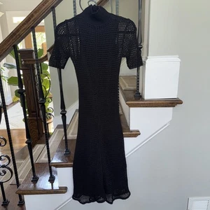 St. John Crochet Knit Dress Xs Black Form Fitting EUC - Picture 1 of 3