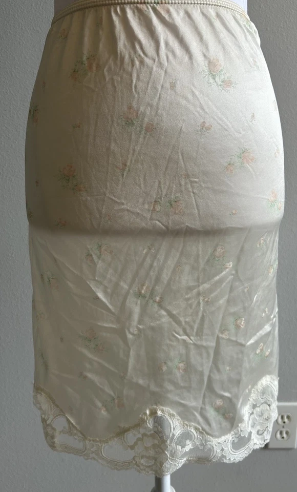 Falda De Colección Media Sin Mangas Boda Blanca Coqueta Grandmacore Encaje Delicado Fairycore Foto 1 de 4