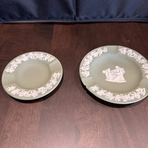 Set Of 2 Wedgwood Jasper Sage Green Ashtrays In Varying Sizes - Picture 1 of 10