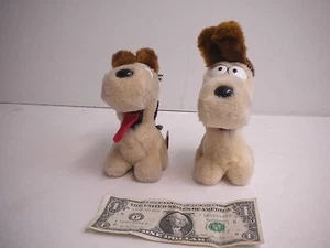 VINTAGE Odie Mini Plush Lot of 2 - Garfield - R. DANKIN - 1983 - Picture 1 of 3