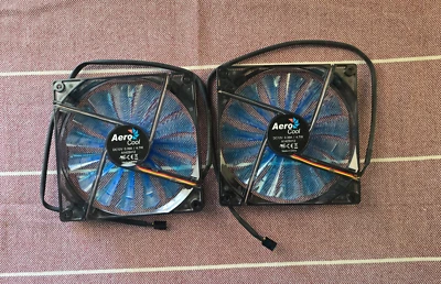 2 PACK AeroCool Shark 140mm Blue Edition 140mm Case Fan, LEDs lights up - Image 1 of 4