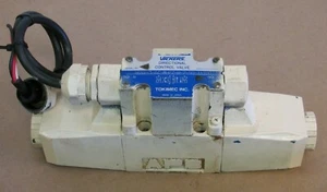 TOKIMEC VICKERS DIRECTIONAL CONTROL VALVE DG4V-3-6C-M-P7-H-7-50-JA100 ITEM A - Picture 1 of 6
