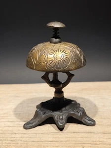 Campana de escritorio de mesa de latón ornamentado estilo antiguo vintage - Imagen 1 de 14