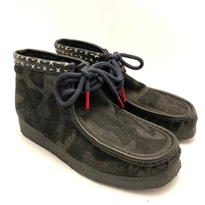 Clarks Originals Wallaby Mens 7 Womens 8.5 EU 39.5 Camo Navy Blue Fabric - Picture 1 of 11