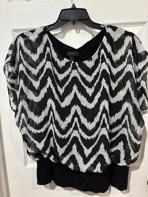 Women's AB Studio Black & White Striped  Sleeveless Top Sz. L - Image 1 of 4