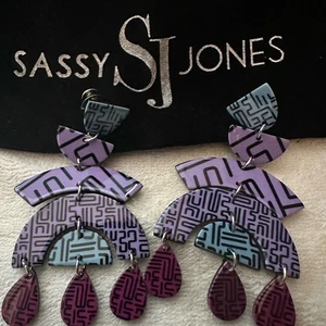 NUEVO Pendientes llamativos Sassy Jones púrpura y azul - Imagen 1 de 5