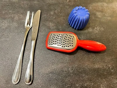 WMF Pellkartoffelschälset Reibe Edelstahl Flaschenöffnerhilfe alles kaum benutzt - Bild 1 von 3