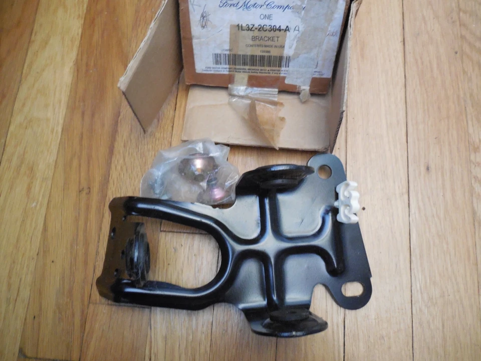 Soporte de módulo de control ABS 1L3Z-2C304-AA Lincoln Blackwood 2002 2003 nuevo de lote Foto 1 de 1