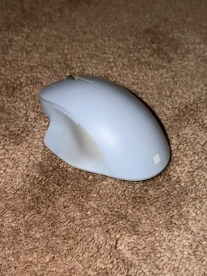 Incase Bluetooth Ergonomic Mouse Designed By Microsoft Light Blue PC Mac - Image 1 of 4