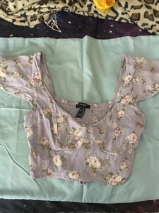 Forever 21 Damen Junior Crop Camisole Tanktop Lavendel Rosa Blumenmuster S Small - Bild 1 von 6