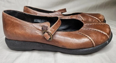 Zuecos Dansko Mary Jane para mujer EE. UU. 8 EUR 38 cuero marrón grueso zapatos de cuña baja Foto 1 de 4