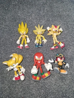 Sonic The Hedgehog Jazwares Figures Super Silver Super Shadow Charmy The Bee - image 1 of 3