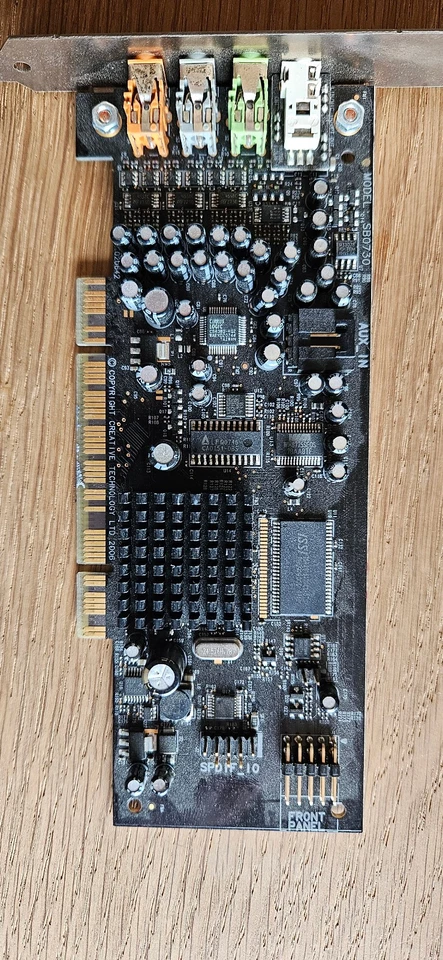 Creative X‑Fi Xtreme Gamer / SB0730 – 7.1 Surround Soundkarte – TOP - Bild 1 von 3