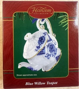 Carlton Cards Heirloom Collection Blue Willow Teapot Ornament NEW - Picture 1 of 3