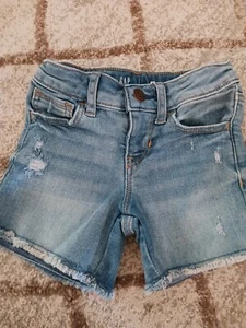 Gap Kids Girls Midi Shorts Size 5 Slim EUC - Picture 1 of 3