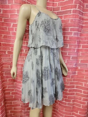 H HALSTONHERITAGE СЕРЫЙ ШЕЛК ПЛИССИРОВАННЫЕ ЖЕНСКОЕ ПЛАТЬЕ РАЗМЕР 4 НОВЫЙ #C3 - Изображение 1 из 4