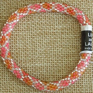 LILY and LAURA "Pink Passion" Hand Crocheted Beaded Bracelet ~Made in Nepal~ - Picture 1 of 3