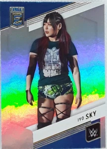 IYO SKY 2023 Donruss Elite WWE Wrestling - #70 - SmackDown - Foto 1 di 2