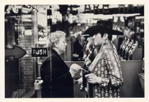 POSTAL de Las Vegas, Nevada 1957•Foto de bandido con un brazo de Elliott Erwitt - Imagen 1 de 1