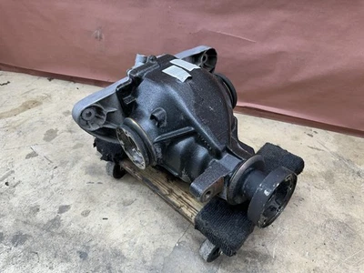 Diferencial trasero BMW E38 740IL portador de transmisión final relación 2,93 OEM 133 k millas Foto 1 de 4