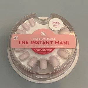 Olive & June Press On Nails Instant Mani XXS Round Shade “It” - Picture 1 of 3